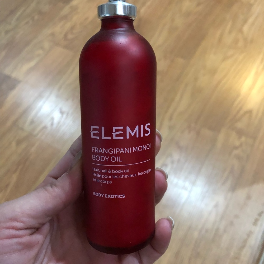 Elemis body oil